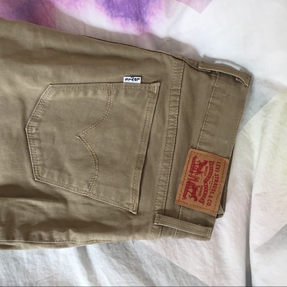 Levi's tan jeans